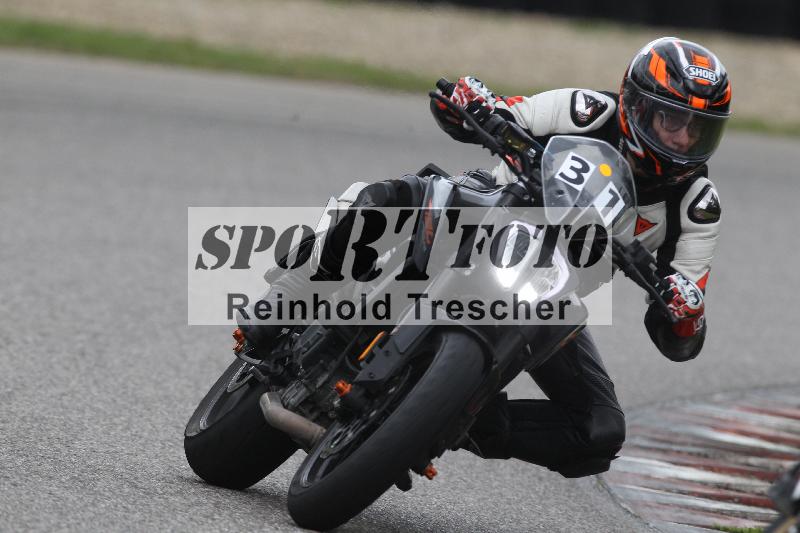 /Archiv-2025/10 23.04.2025 Cornu Master School ADR/rot-rouge/31